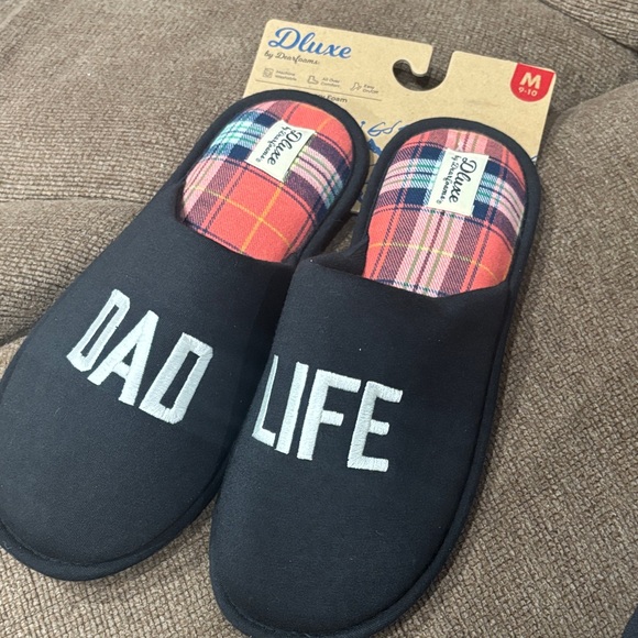Dearfoams Plaid Memory Foam Slippers - Picture 1 of 3